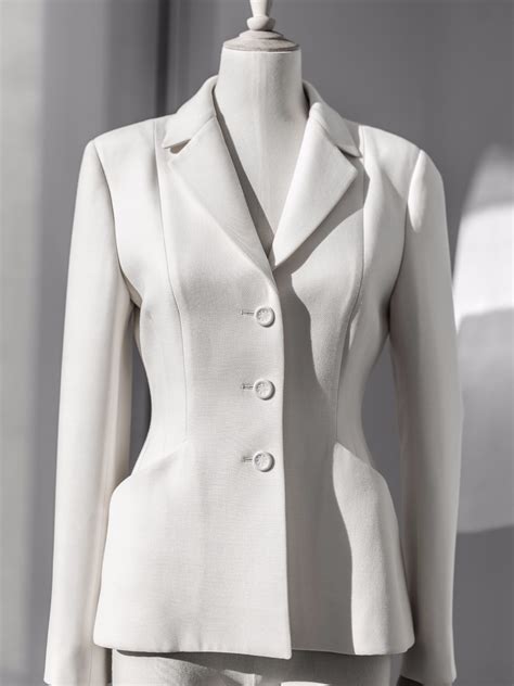 veste bar dior|Dior bar jacket silhouette.